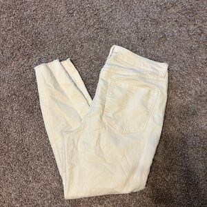 d. jeans Women's Cropped Cream Jeans